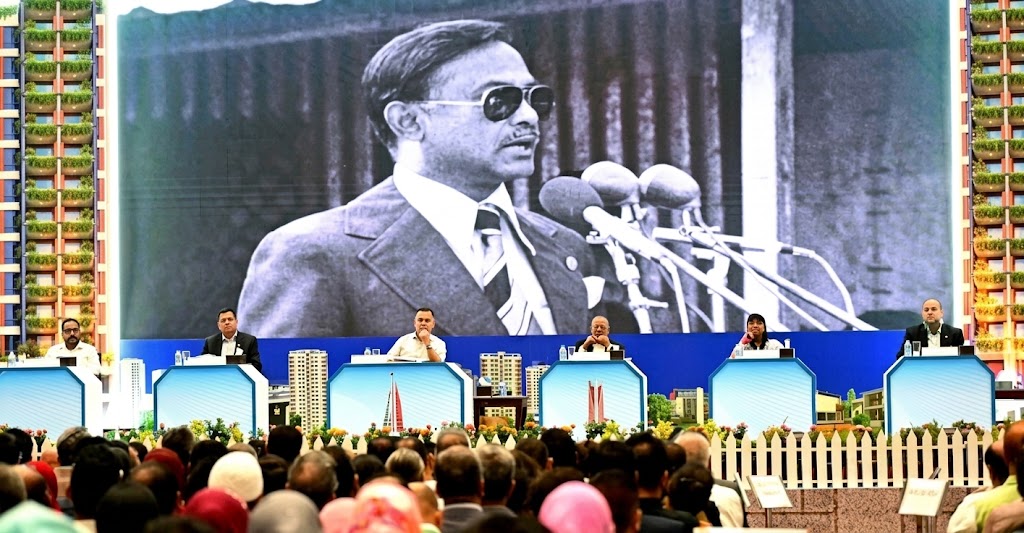 কেন্দ্রীভূত নগরায়ণ নয়, ভারসাম্যপূর্ণ উন্নয়নে জোর প্রধানমন্ত্রীর