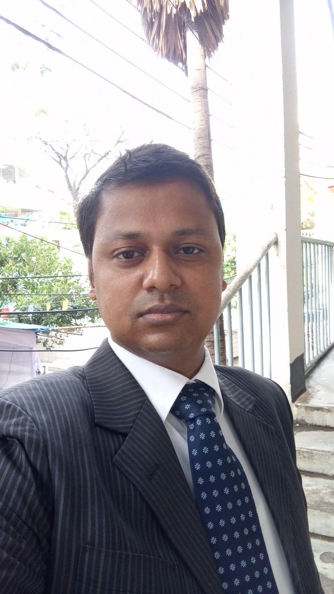 রবীন্দ্রনাথের ধর্মপরিচয়: পরিচয়ের গণ্ডি পেরিয়ে মানুষের ধর্ম